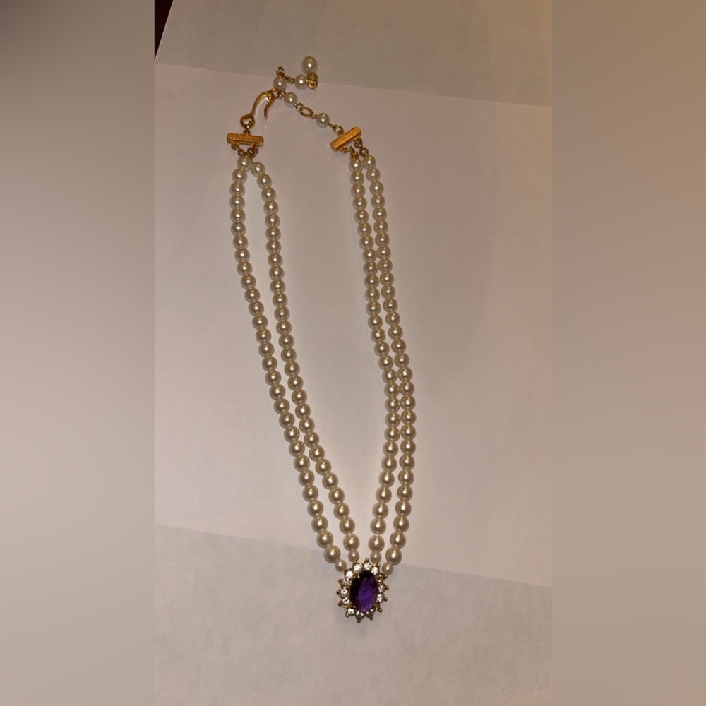 Avon pearl necklace
